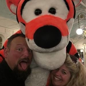 Meet your Posher, Chuck